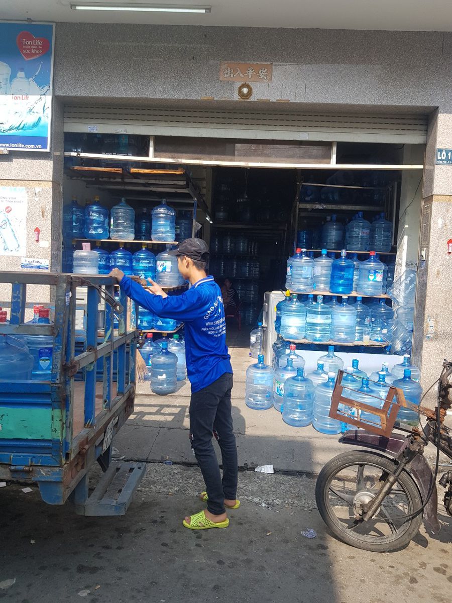 Giao nước sang phát Water tại quận 1
